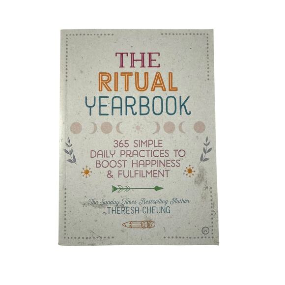 Ritual Yearbook 365 Simple Daily Practices To Boost Happiness & Fulfilment - Picture 1 of 2